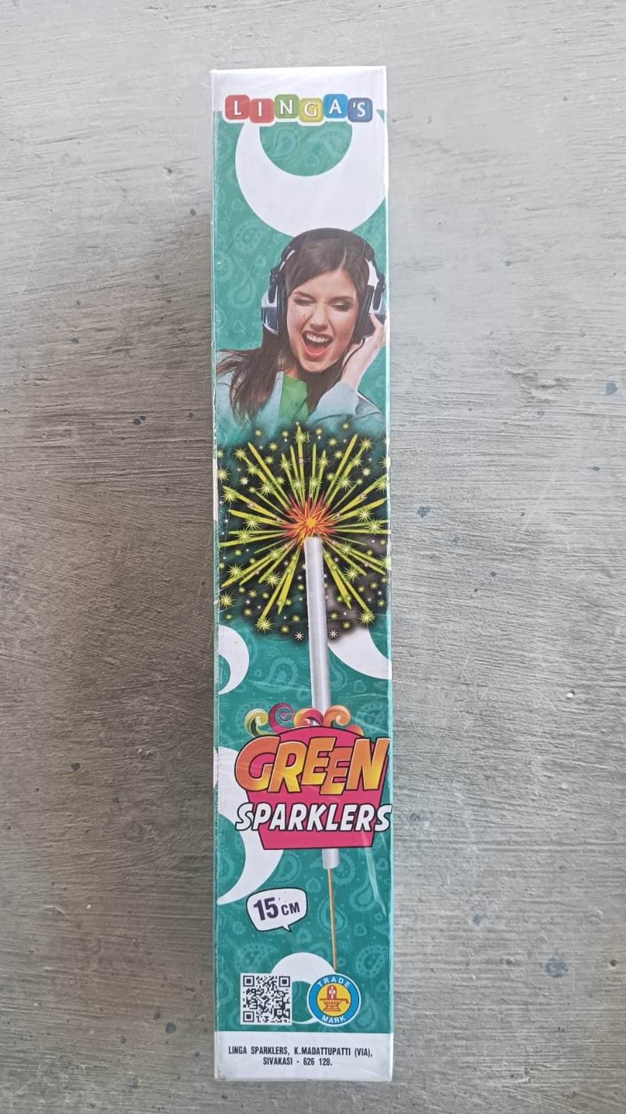 15 cm Green Color Sparklers (10 pcs)