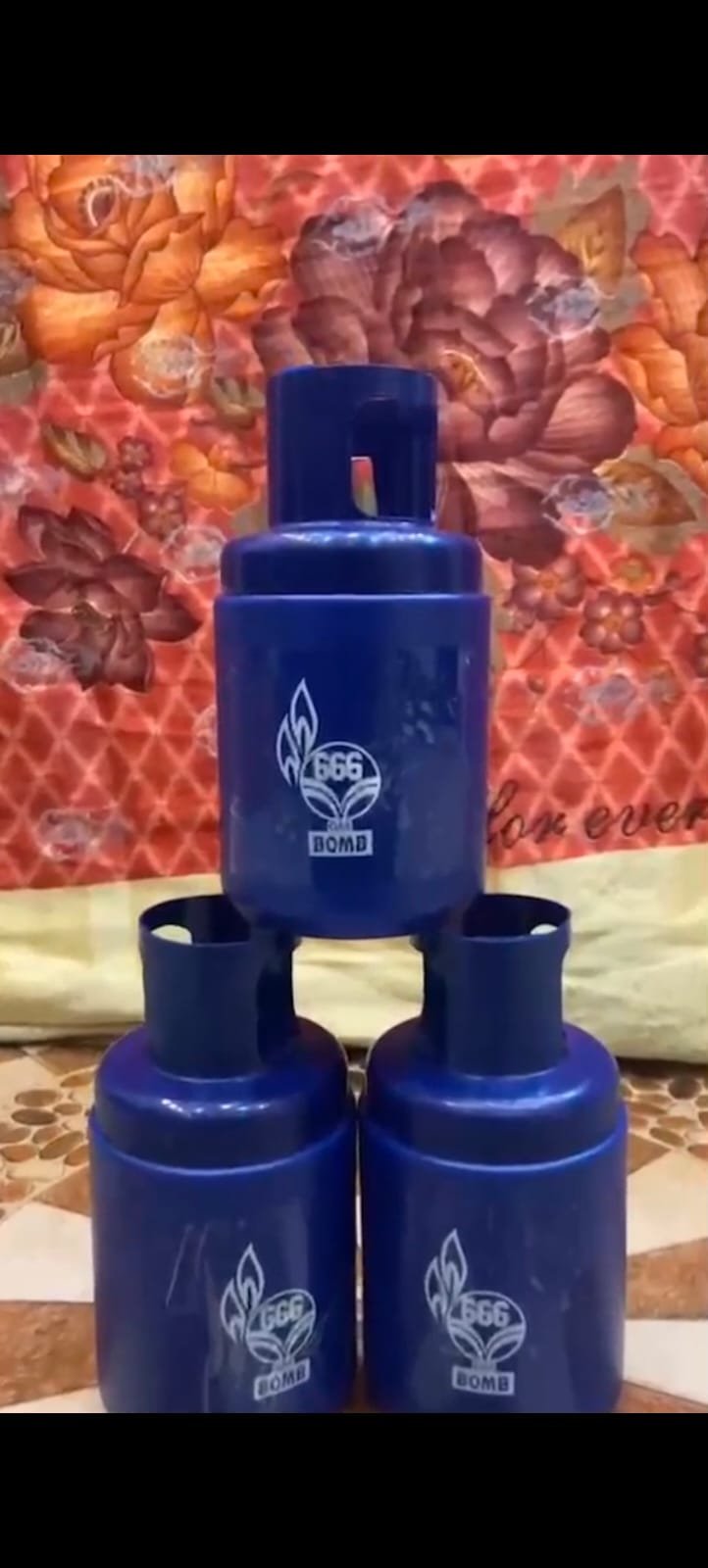 Fountain Bomb cylinder